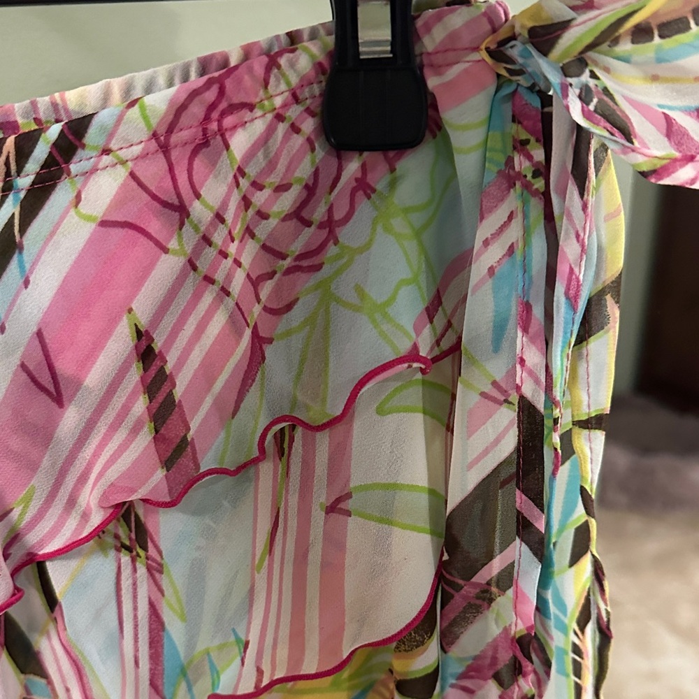 Pink Ruffled Top and Patterned Skirt Set - Picture 3 of 4